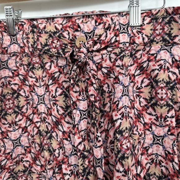 Liverpool Los Angeles Viscose Paper Bag Tie Front Porkchop Shorts Size 12/31 - Picture 3 of 5